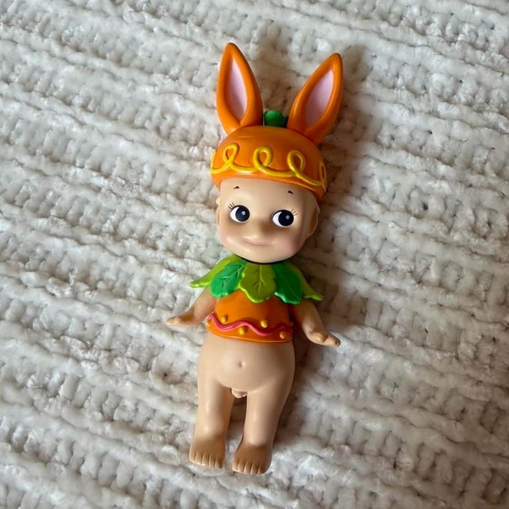Authentic Sonny angel 2017 Easter rabbit